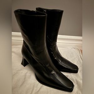 L’intervalle - Square toe black midi boots